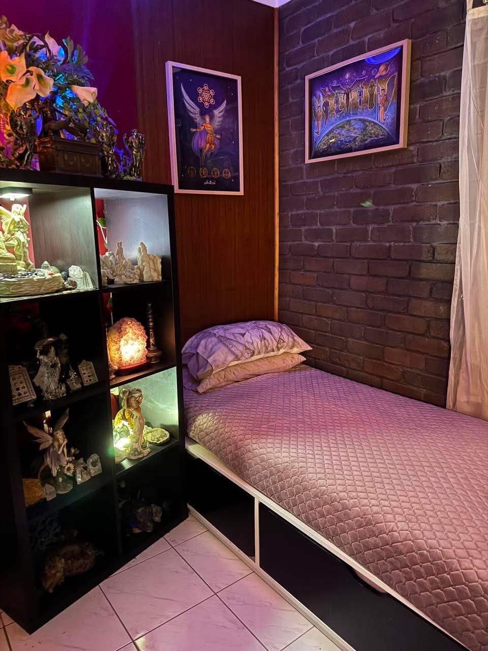 Tarot Readings, Reiki & Tuition with Lily
