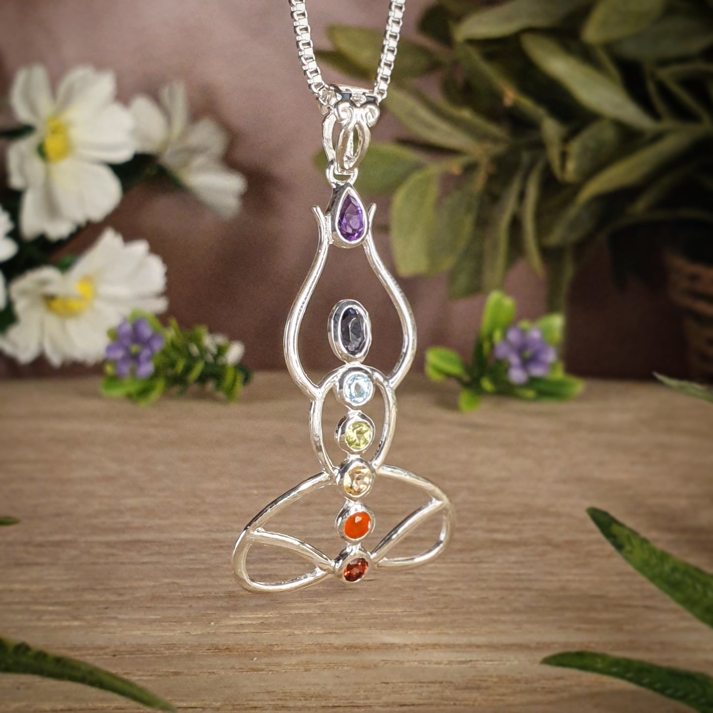 Chakra Meditation Pendant (mx569)