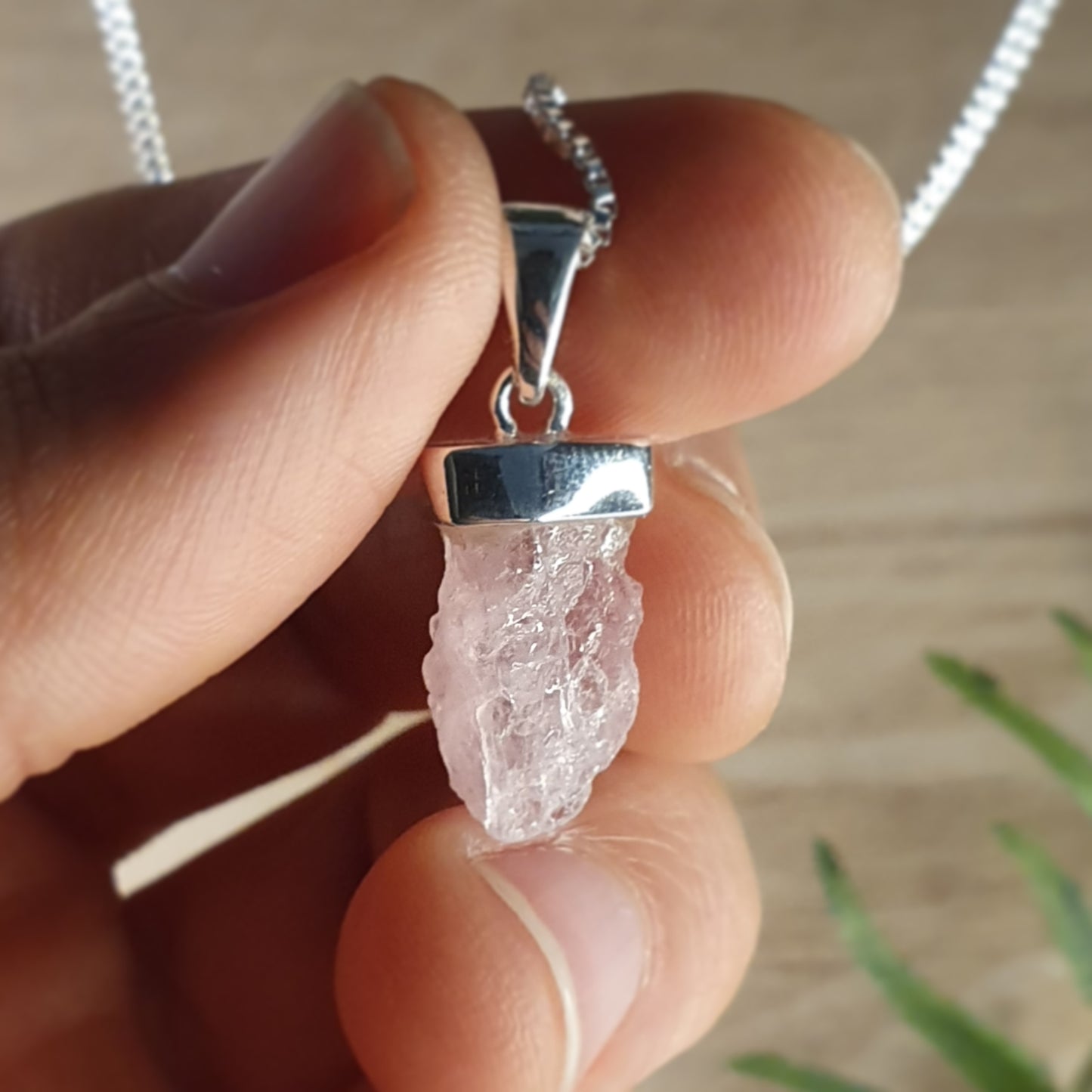 Rose Quartz Pendant (mx596)