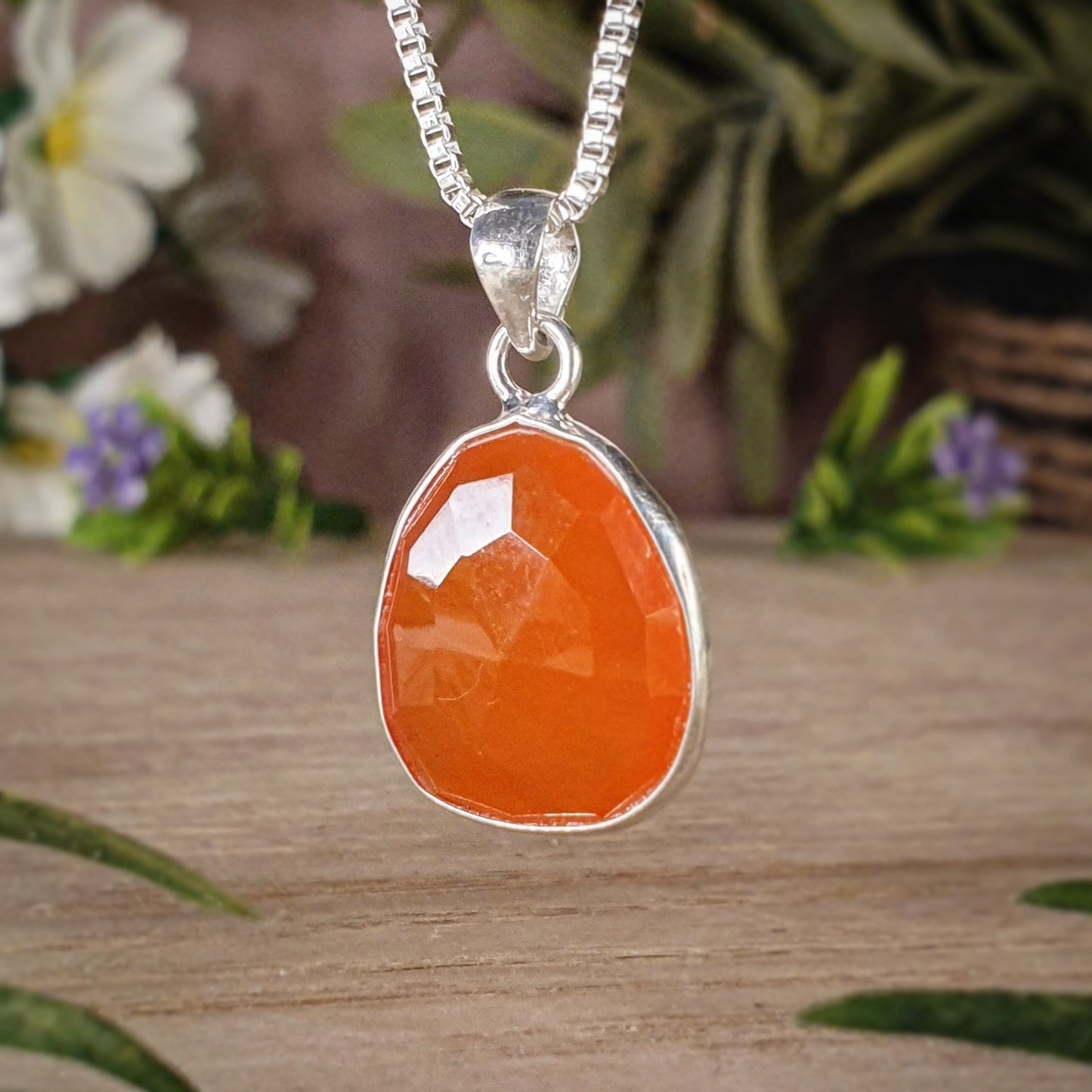 Carnelian Pendant (mx612)