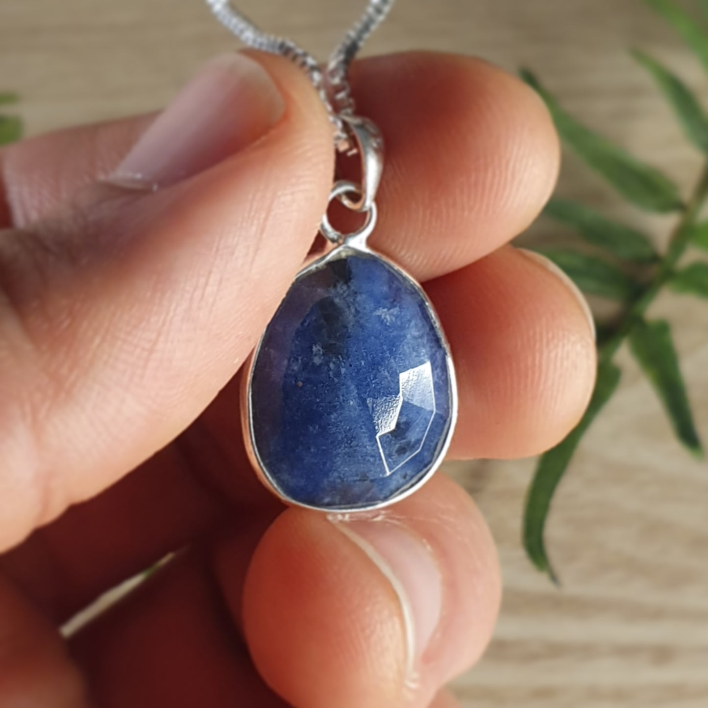 Sapphire Pendant (mx633)