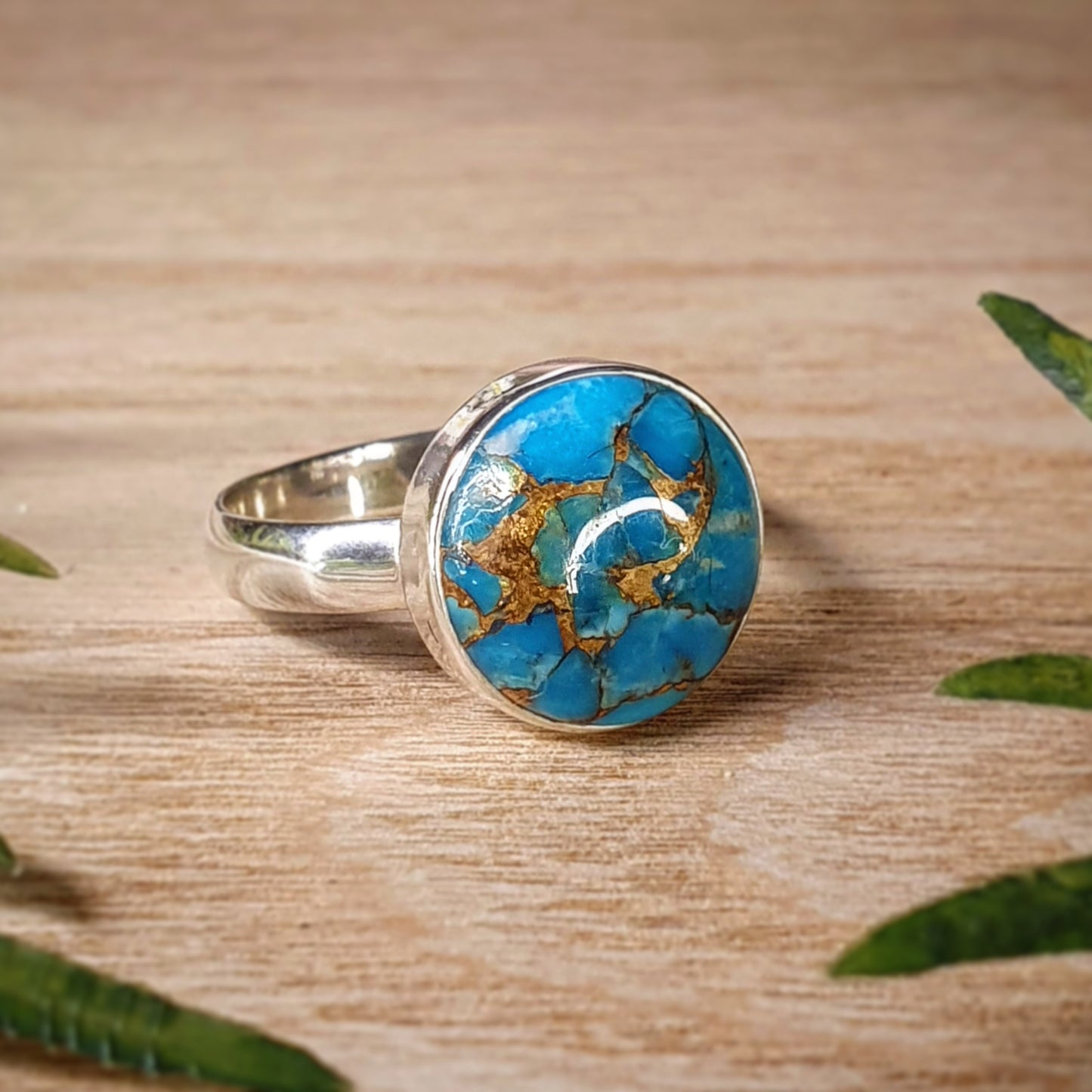 Turquoise Ring - Size 9.5 (mx690)