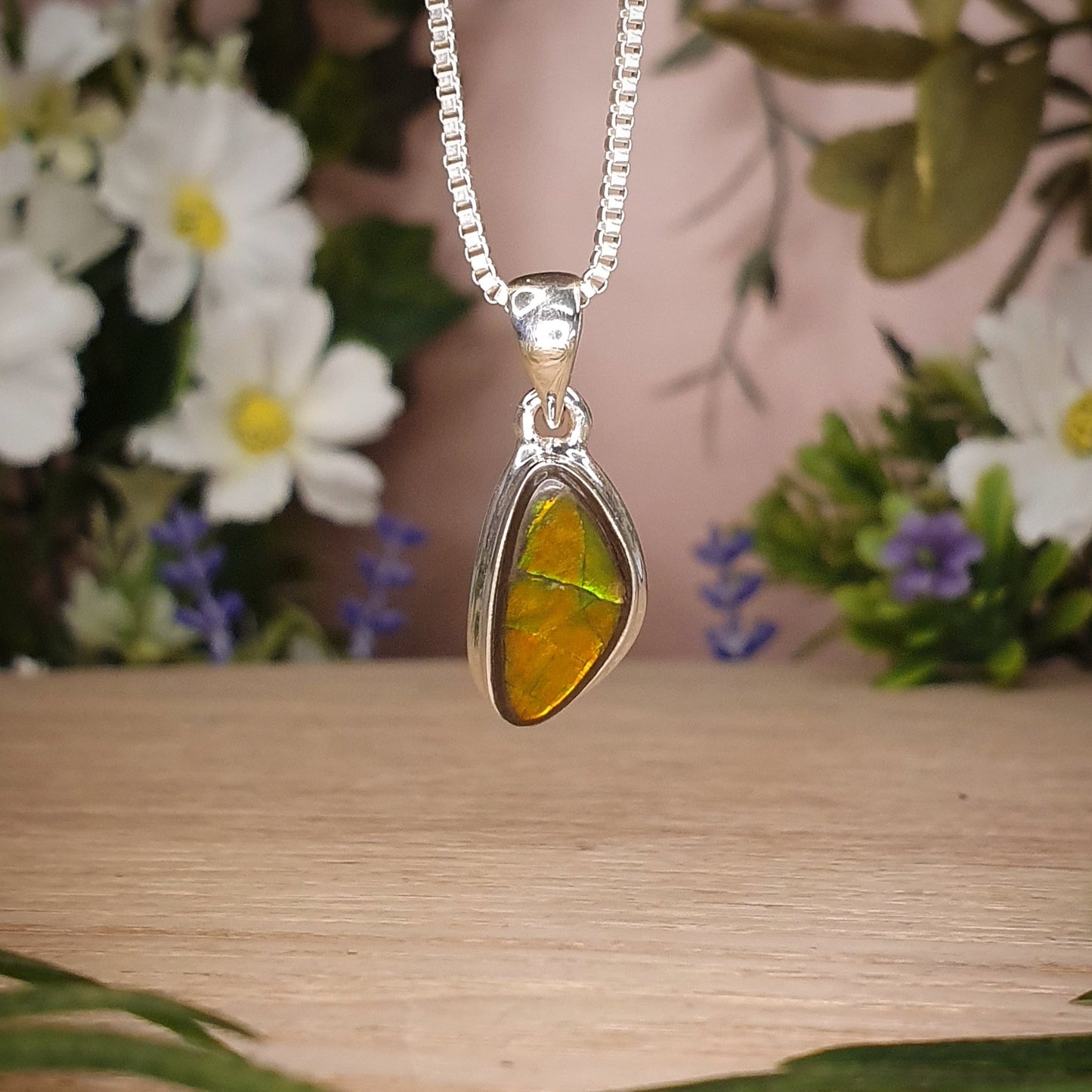 Ammolite Pendant (ZX306)