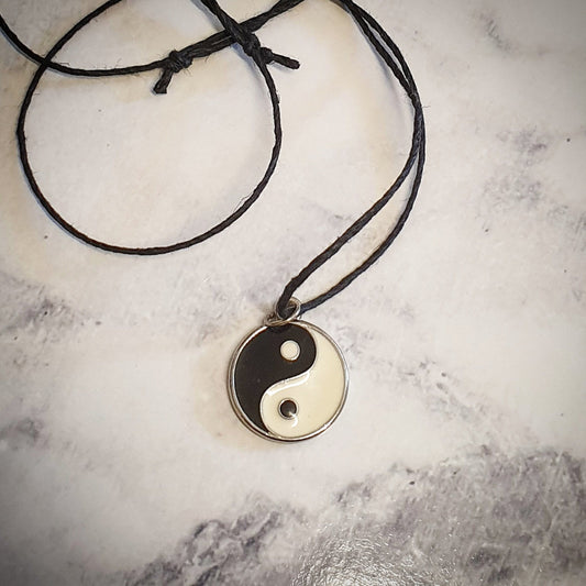 Yin Yang Pendant (Pend19)